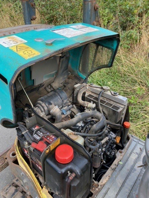 used-yanmar-b08-3-bonnet-open-engine-visible