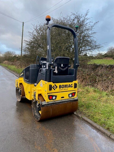 11046773 BOMAG BW120 Roller used for sale rear