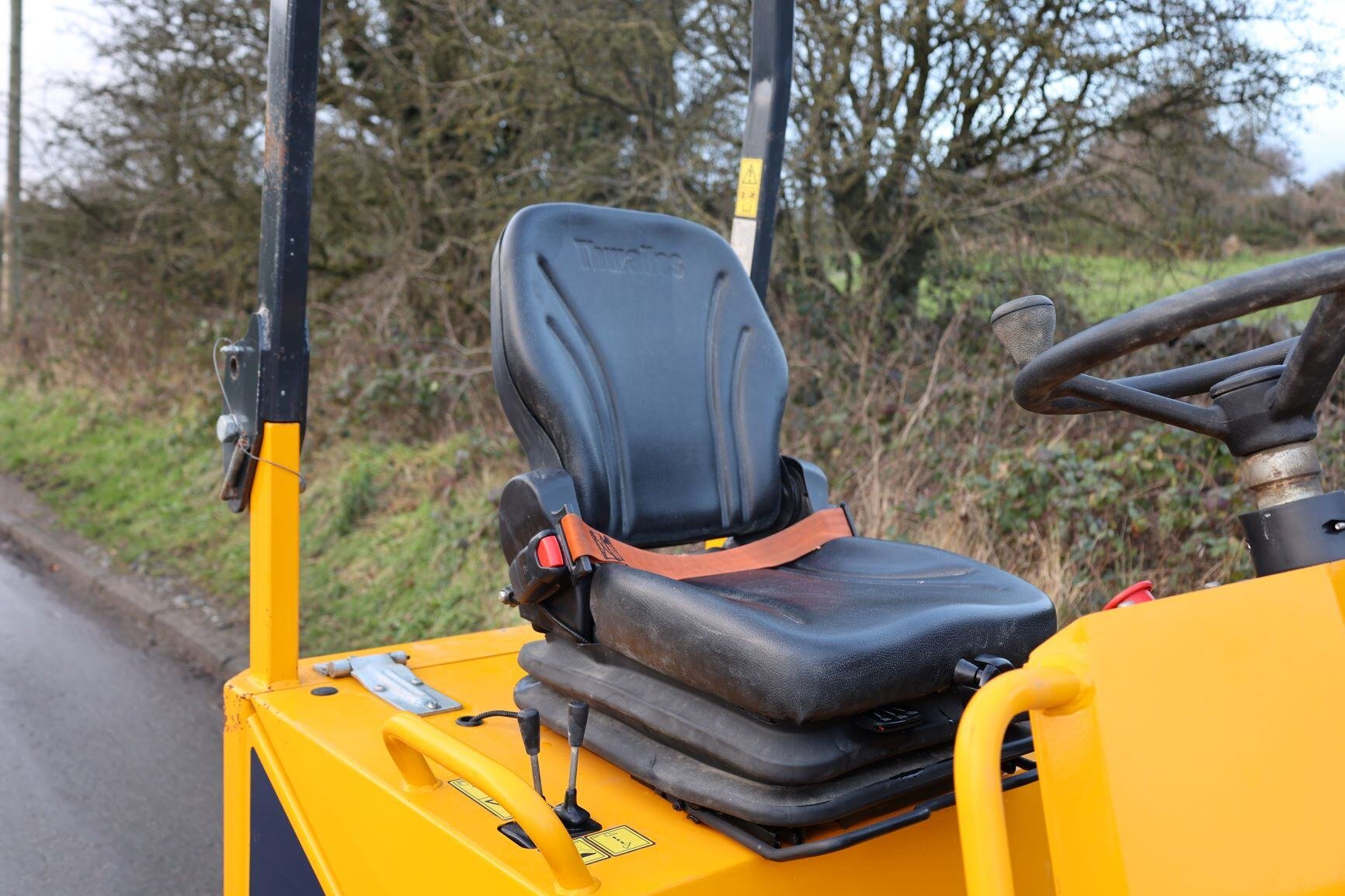 Thwaites 1 ton hi tip dumper seat