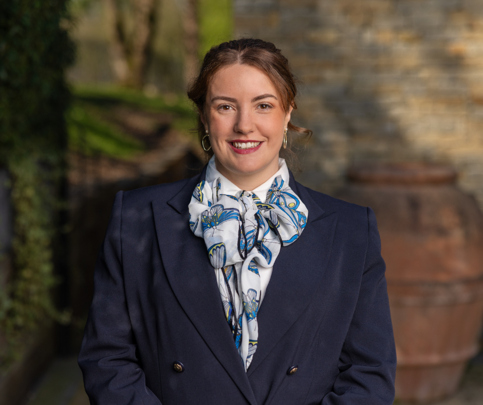 Zoe Bryson headshot